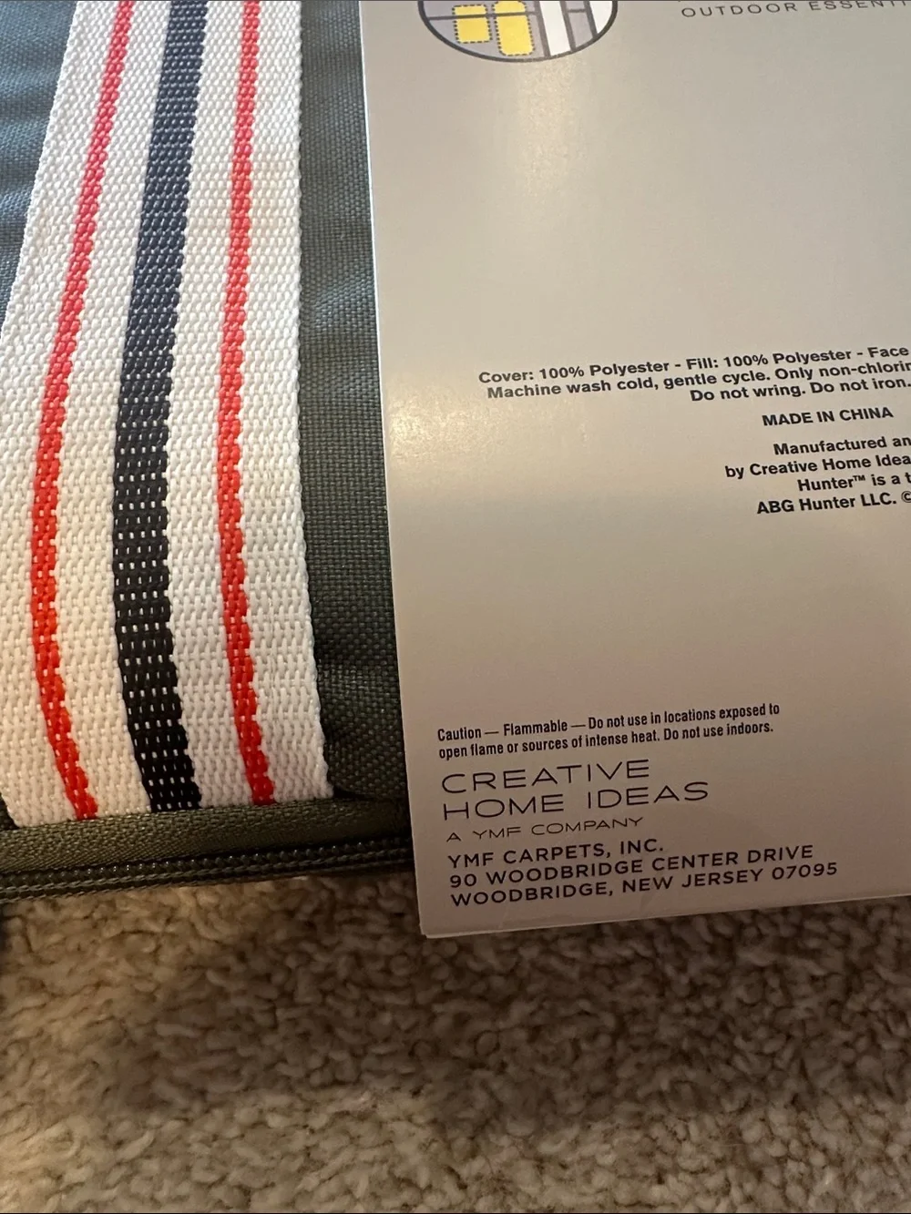 NWT Hunter Outdoor Blanket with Striped Carry Straps - Navy & Olive - Picture 6 of 6